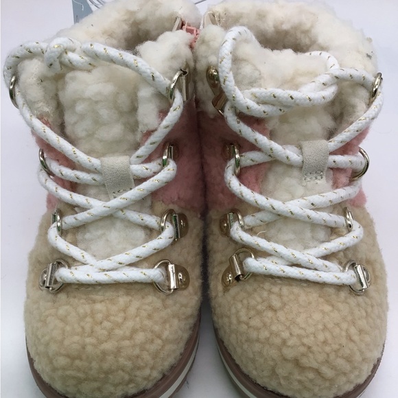 🟣 Cat & Jack Toddler Winter Boot - Picture 6 of 9